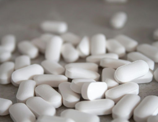Medicamento para tratamento de vermes no intestino.