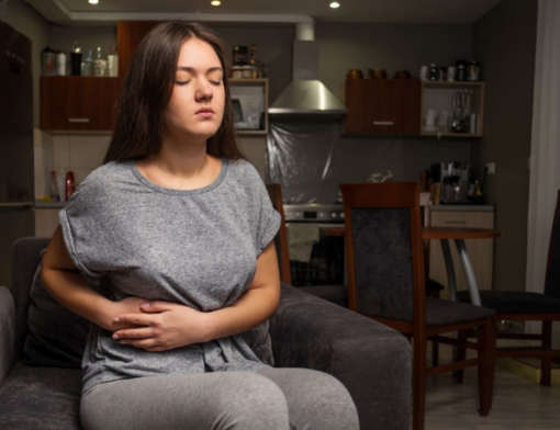 Se a dor persistir, não hesite em buscar ajuda médica. O diagnóstico precoce pode evitar complicações e garantir um tratamento eficaz.